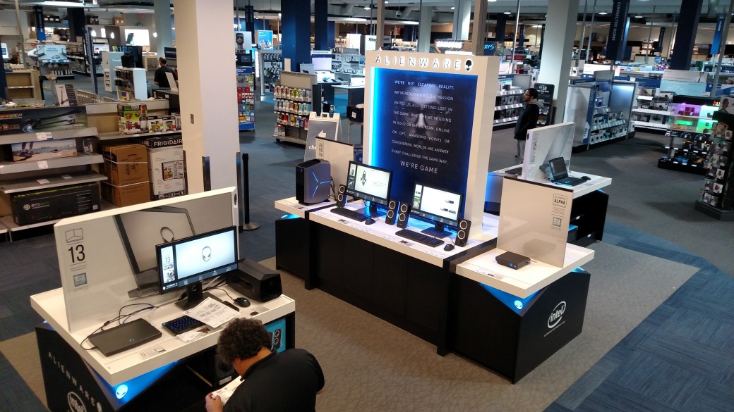 ggcircuit-and-ggleap-with-alienware-at-best-buy